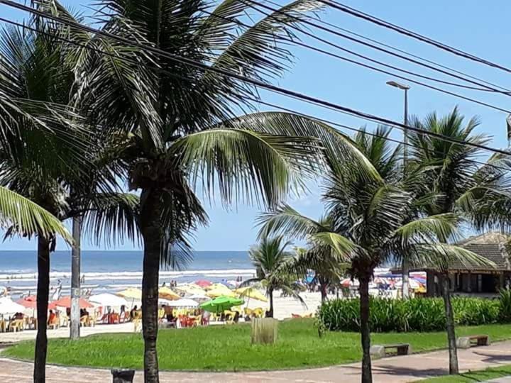 Frente Mar Piscina Churrasqueira Wifi Garagem Portaria 24Hs Apartment Solemar Ngoại thất bức ảnh